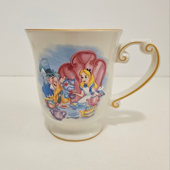 Alice in Wonderland - Disney Parks Tea Party Mug - Picture 6 of 6